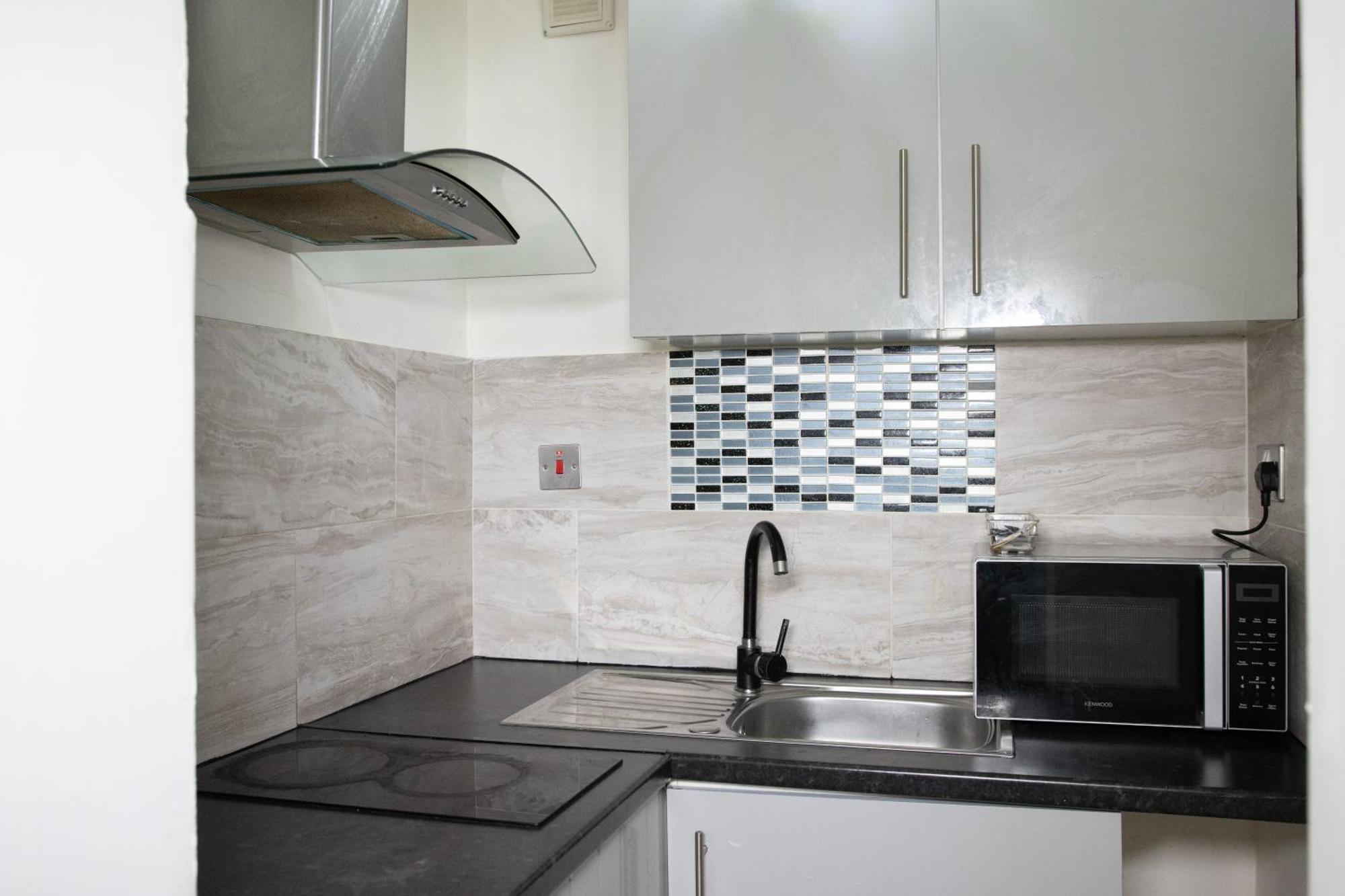Hills View Apartments Манчестер Экстерьер фото