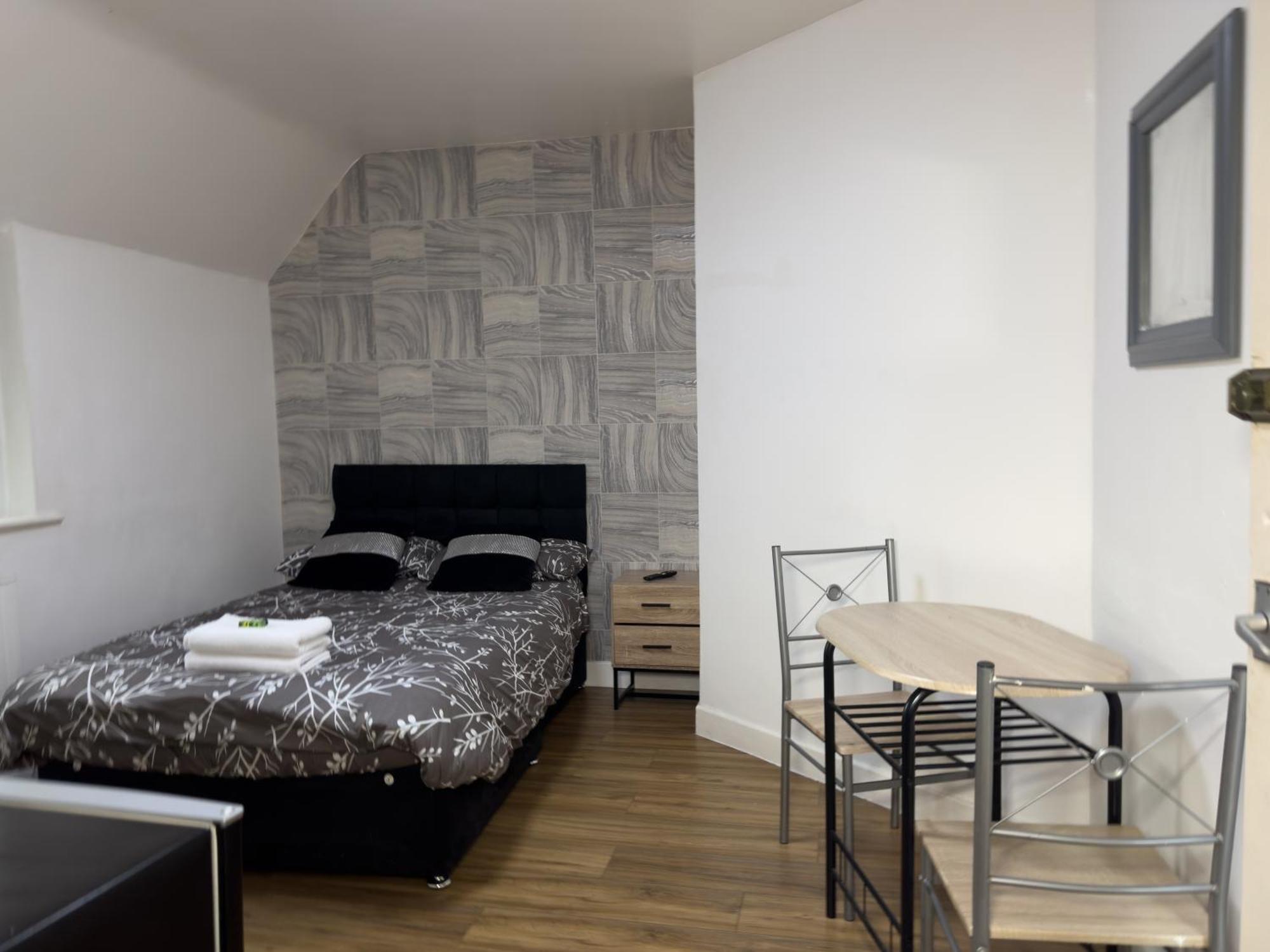 Hills View Apartments Манчестер Экстерьер фото