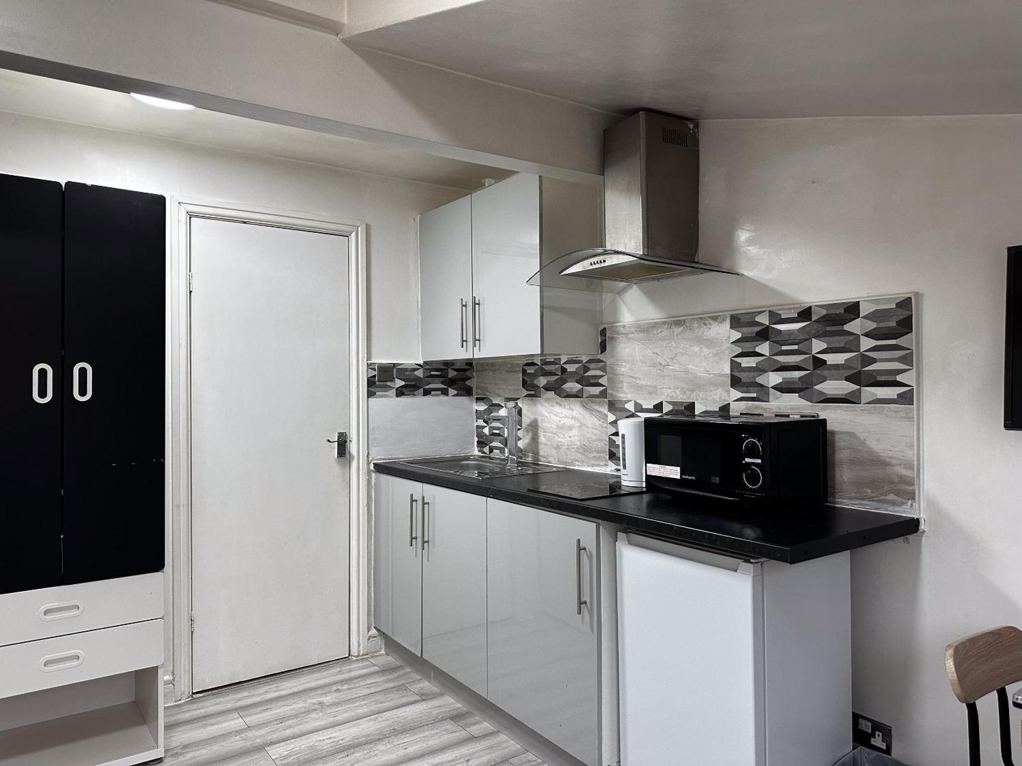 Hills View Apartments Манчестер Экстерьер фото
